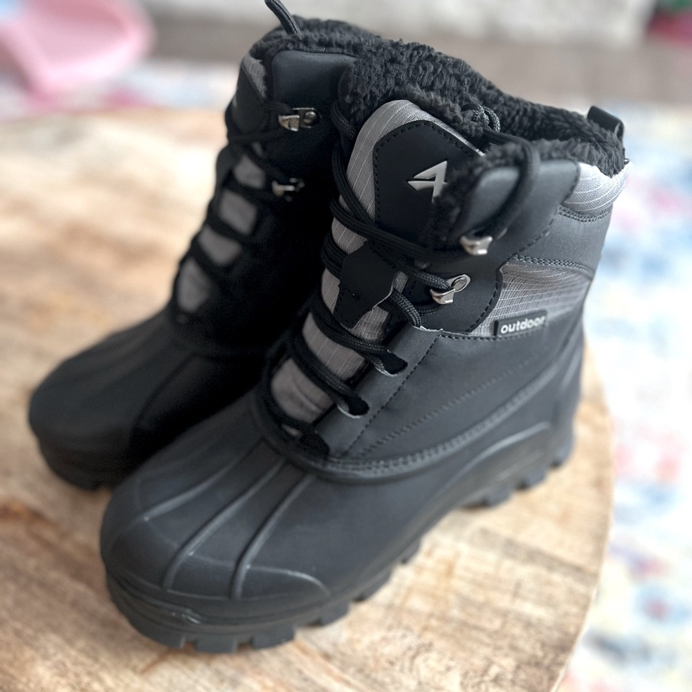 Boys/men’s Snow Boots